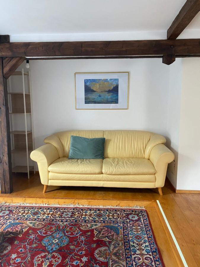 Rose'S Oldtown Apartment Brasov Bagian luar foto