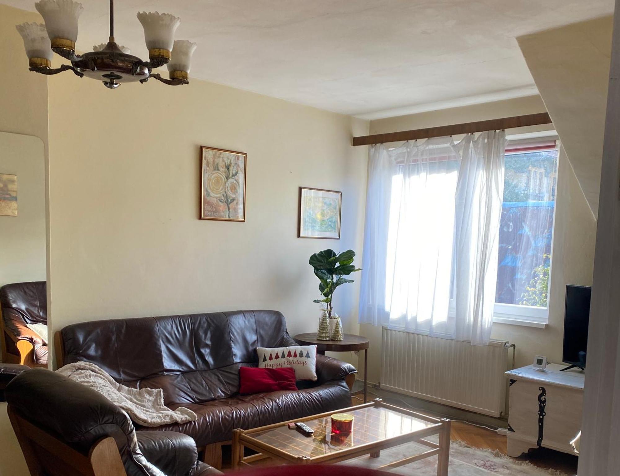 Rose'S Oldtown Apartment Brasov Bagian luar foto