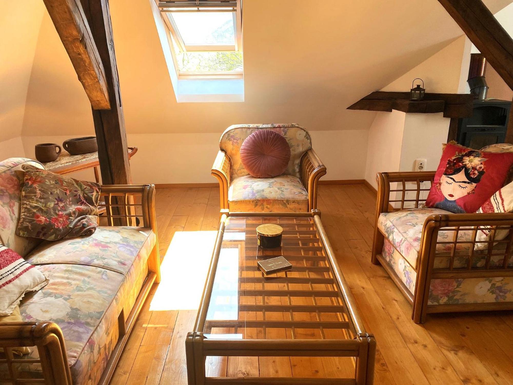 Rose'S Oldtown Apartment Brasov Bagian luar foto